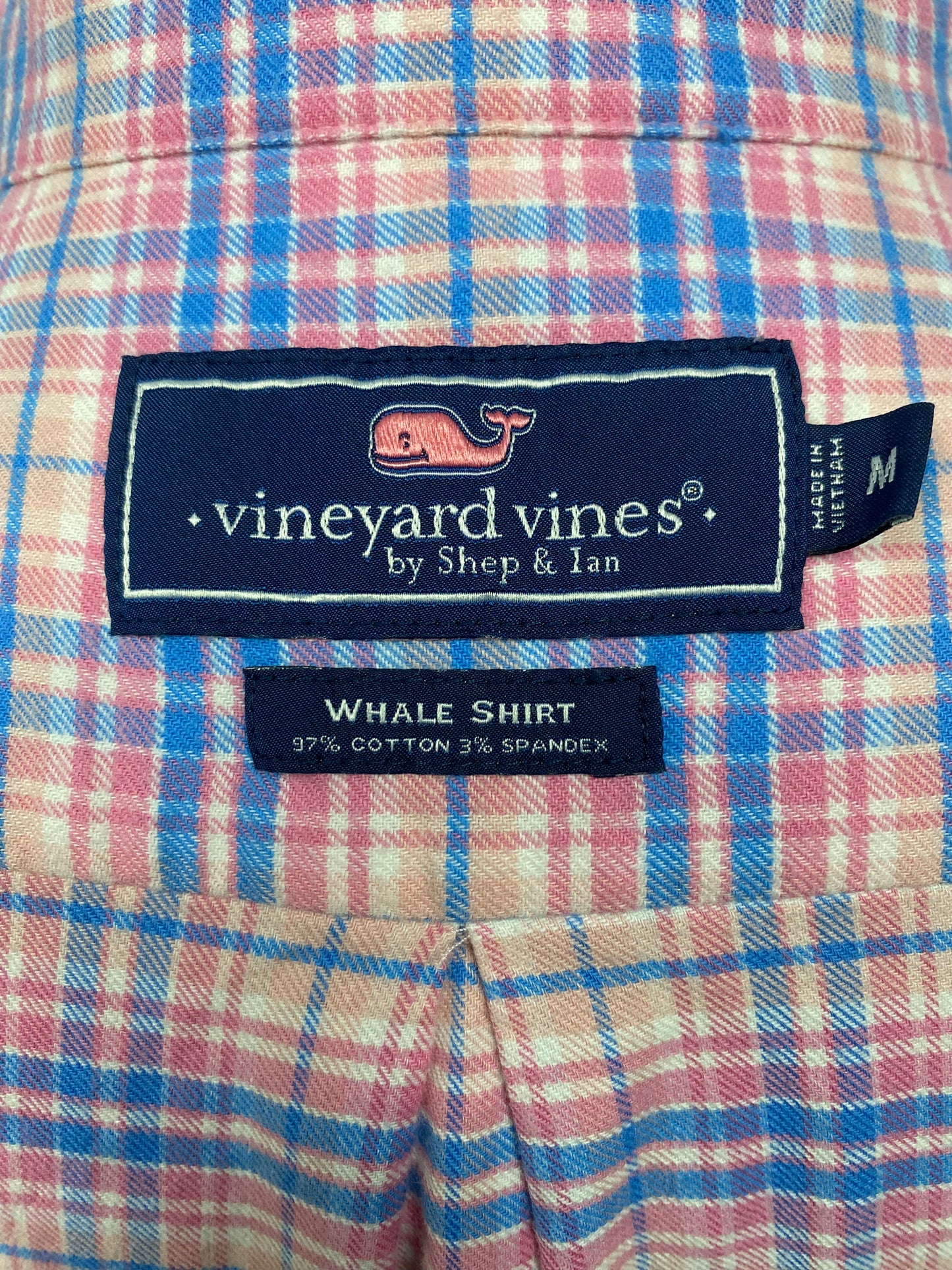 Camisa de botones Vineyard Vines 🐳 con patrón de cuadros en color rosado, azul, salmon y blanco Talla M Entalle Slim Fit