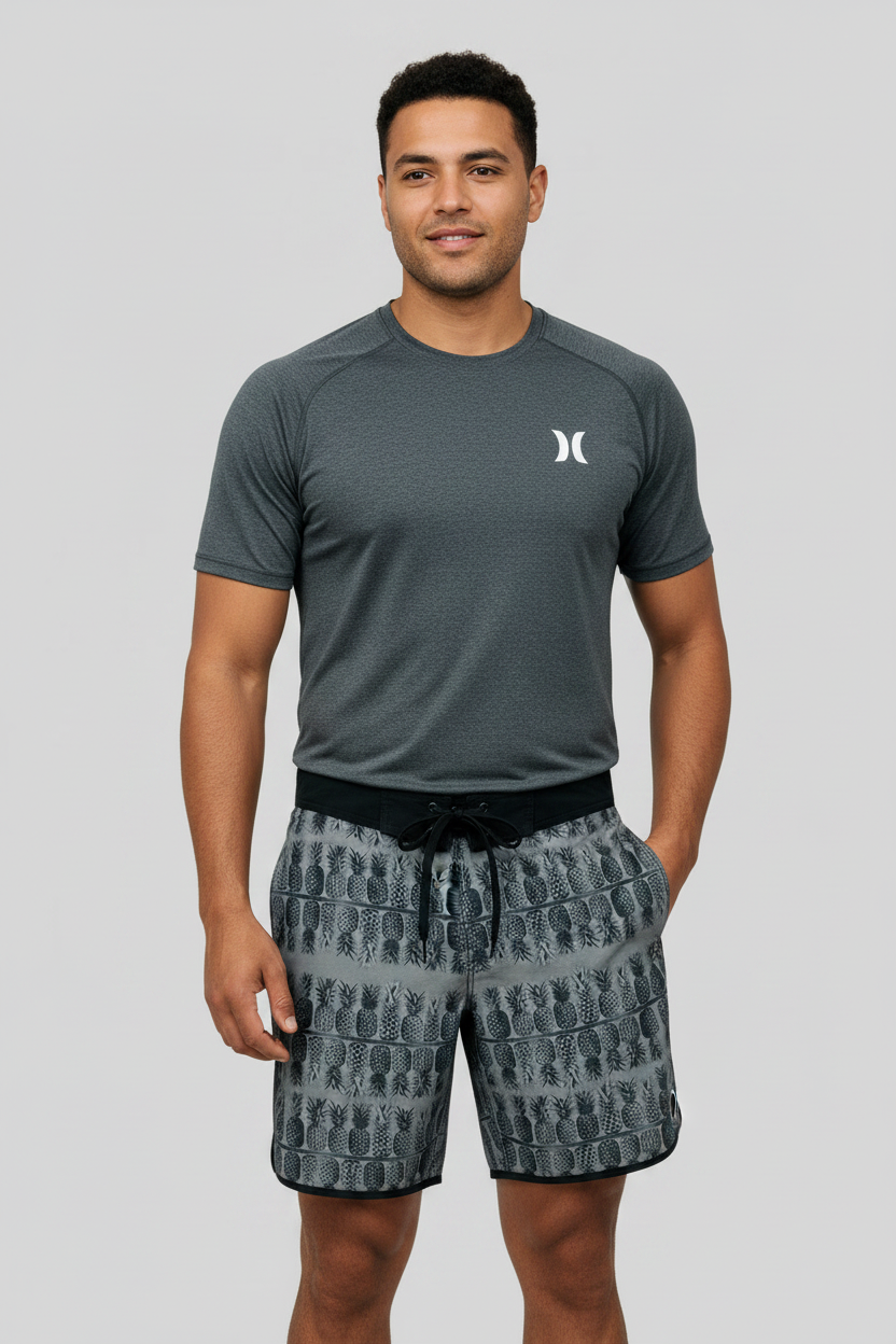 Short de baño Hurley 🏄🏽♂️ color gris con patrón de piñas, en color negro Talla Medium (32)