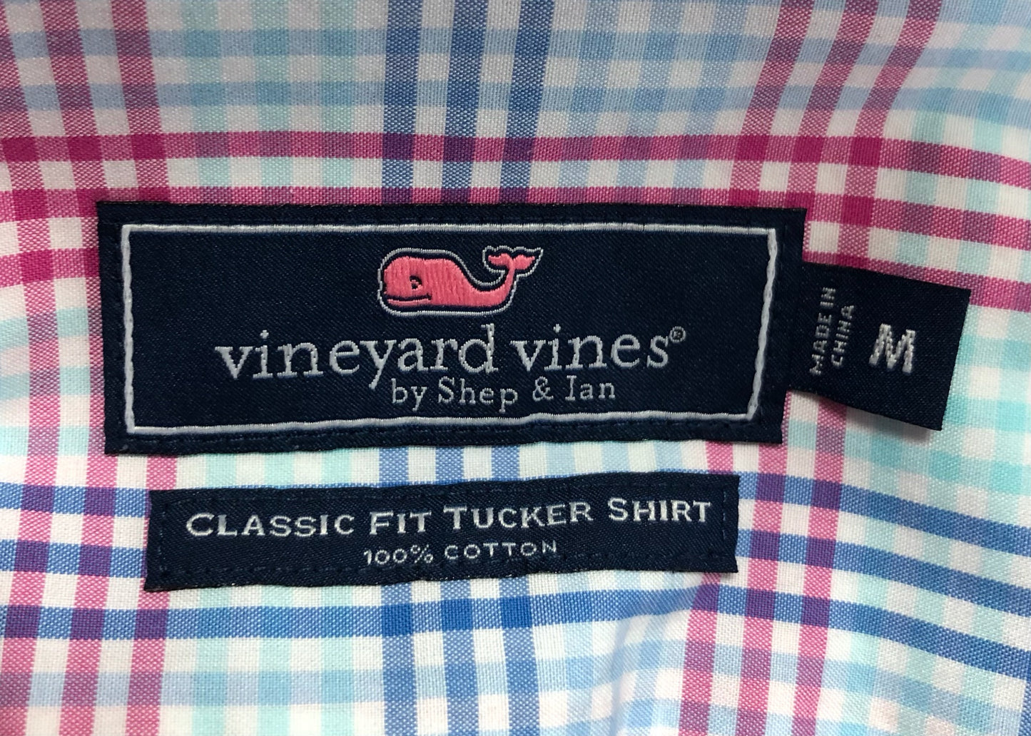 Camisa Vineyard Vines 🐳 Color blanco de cuadros en color rosado, azul y celeste Talla M Entalle Clásico
