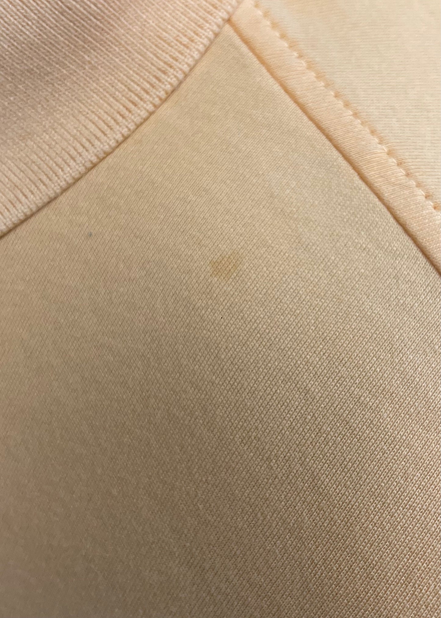 Camiseta Polo Ralph Lauren 🏇🏼 color naranja claro y logo azul navy Talla L Entalle Clásico