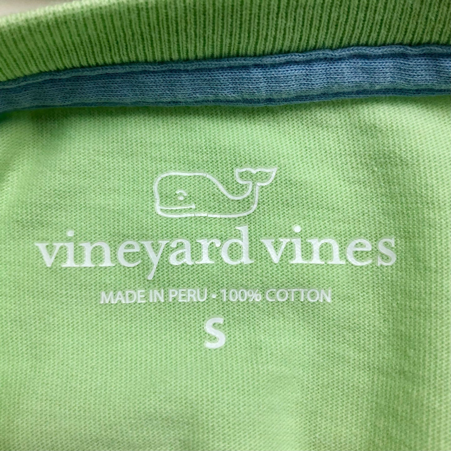 Camiseta cuello redondo Vineyard Vines 🐳 color verde claro con Diseño de ballena Talla Small