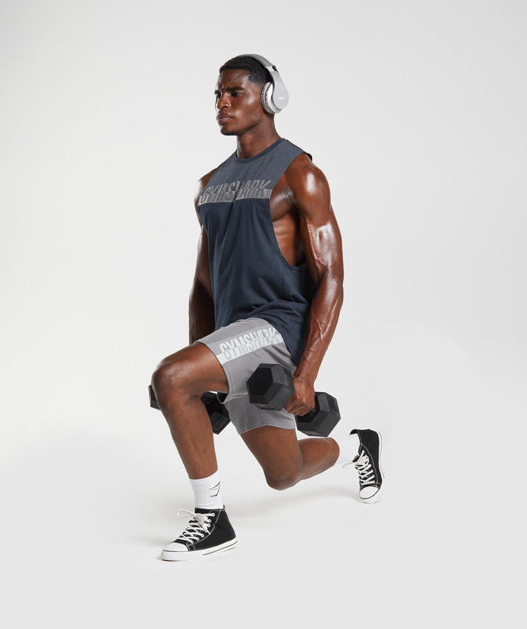 Short Lounge Gymshark 🏋🏼♂️ color gris claro y logo en blanco Talla L