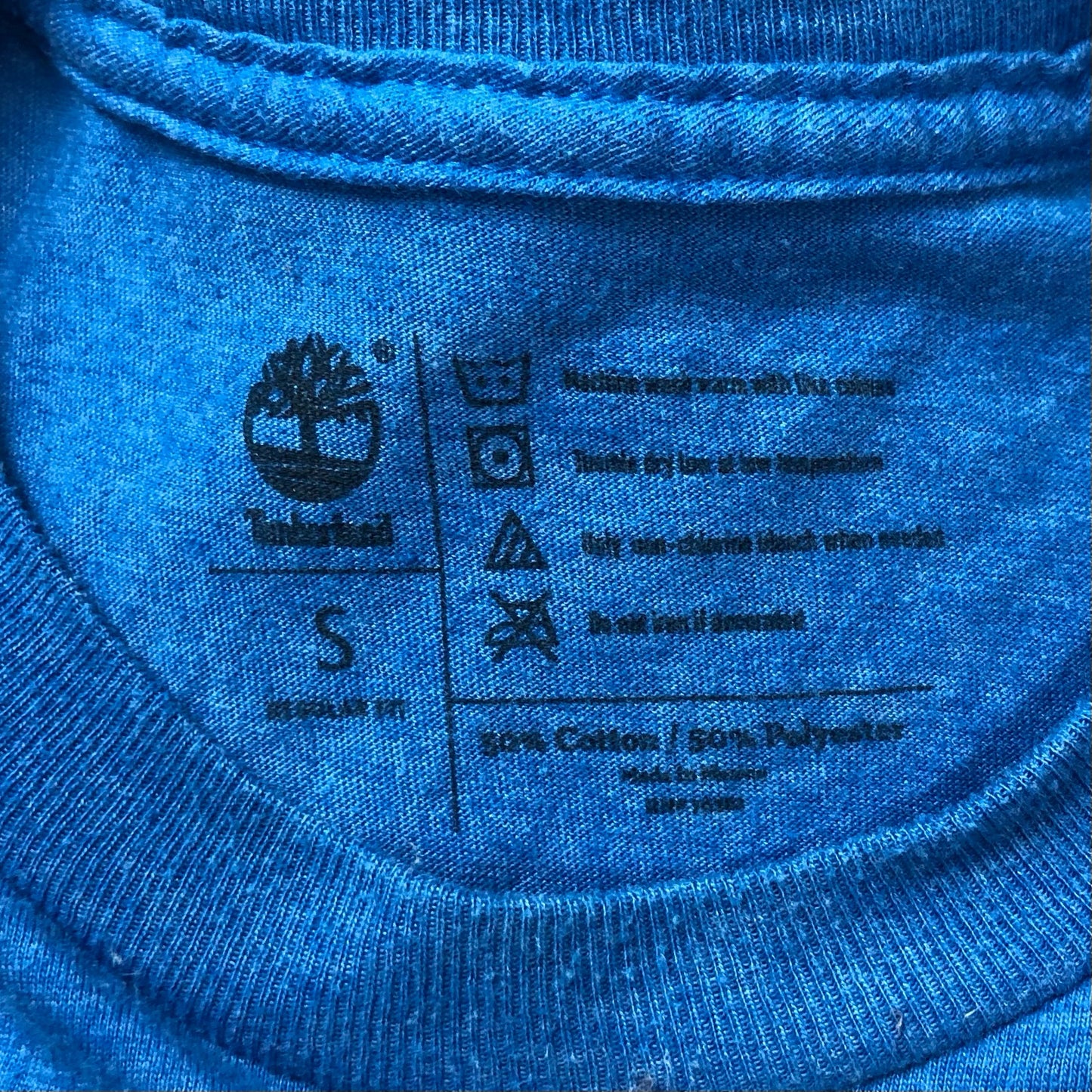 Camiseta cuello redondo Timberland ⛰️ color azul y logo en letras en blanco Talla S (ver descripción)