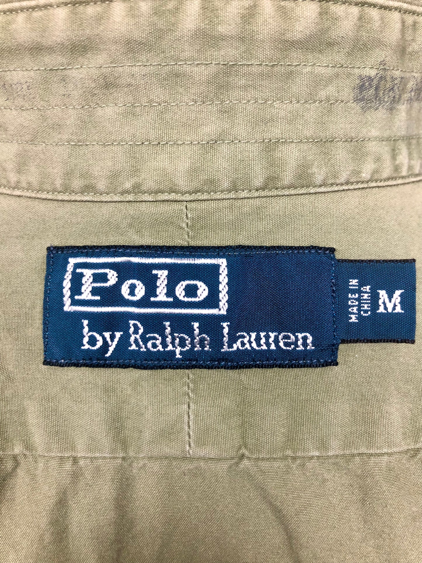 Camisa de botones Polo Ralph Lauren 🏇🏼 Color Verde olivo Diseño Cargo Talla M Entalle Regular