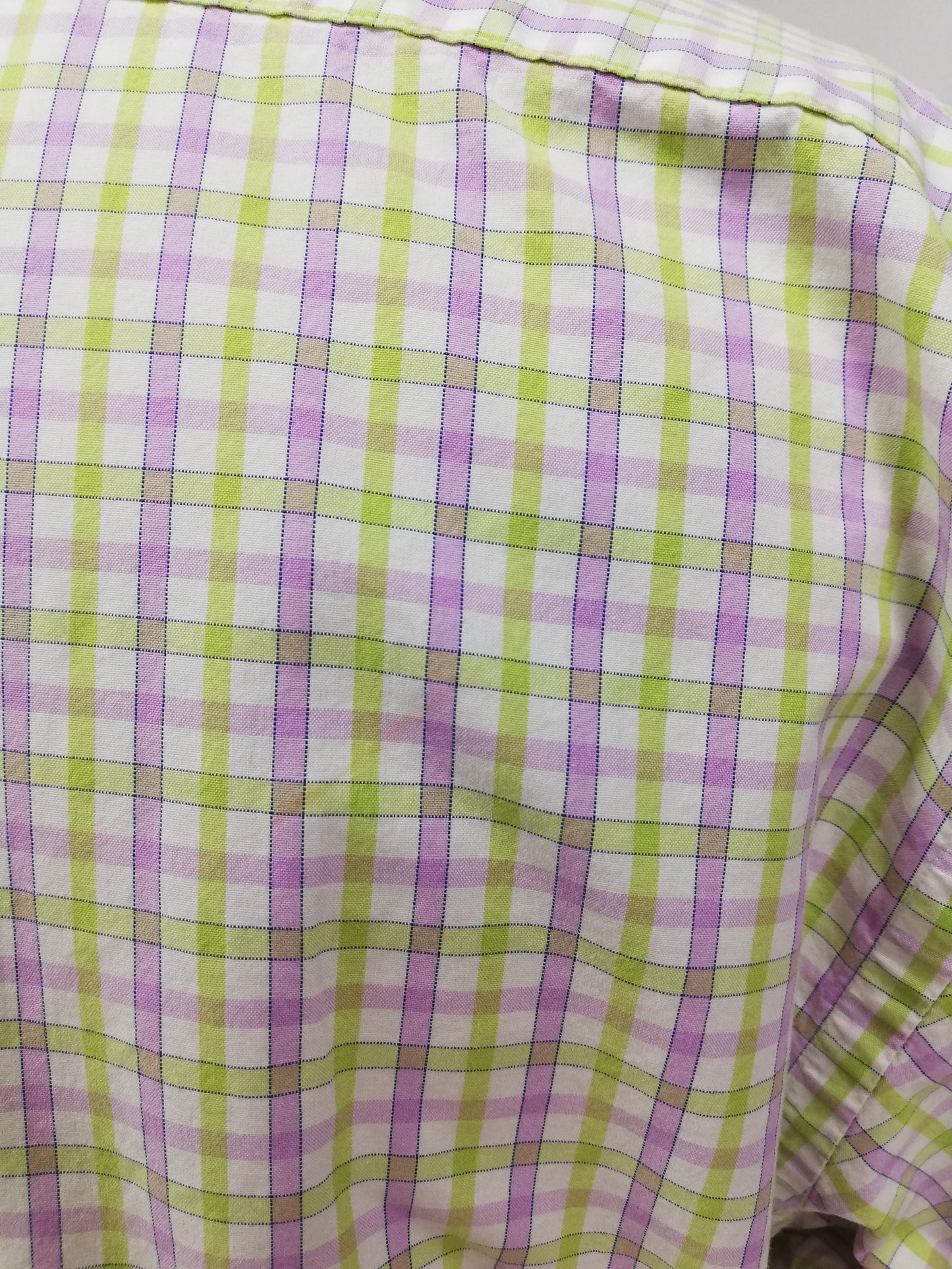 Camisa de botones Vineyard Vines 🐳 colon patrón de cuadros en color verde claro, morado y blanco Talla XL Entalle Regular (ver descripción)