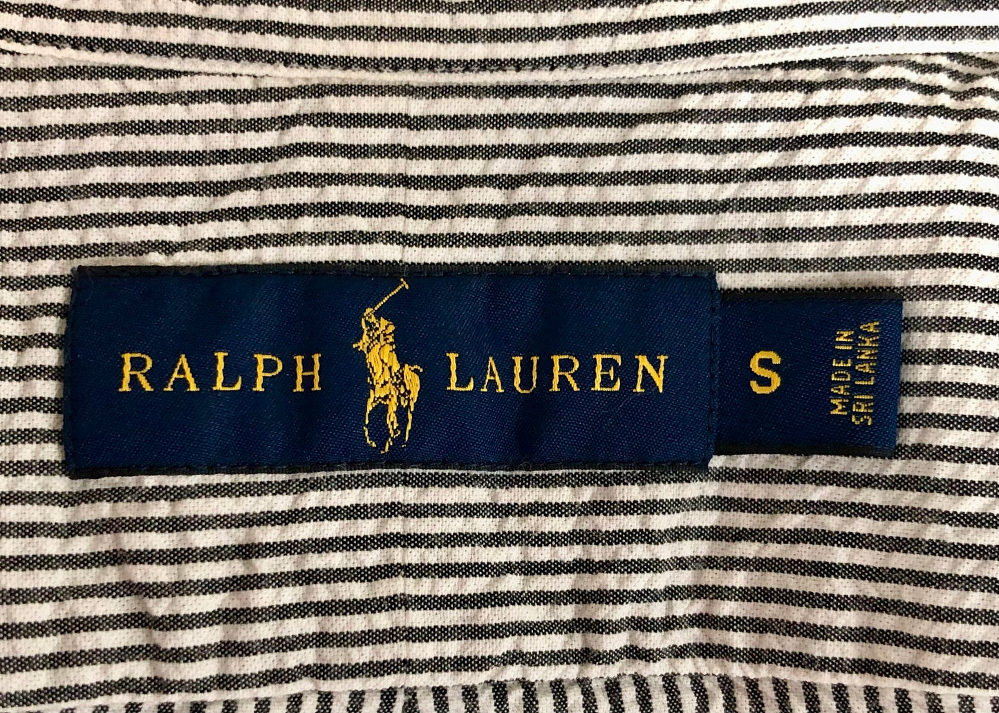 Camisa Polo Ralph Lauren 🏇🏼 Seersucker de rayas en color negro y blanco Talla S Entalle Regular