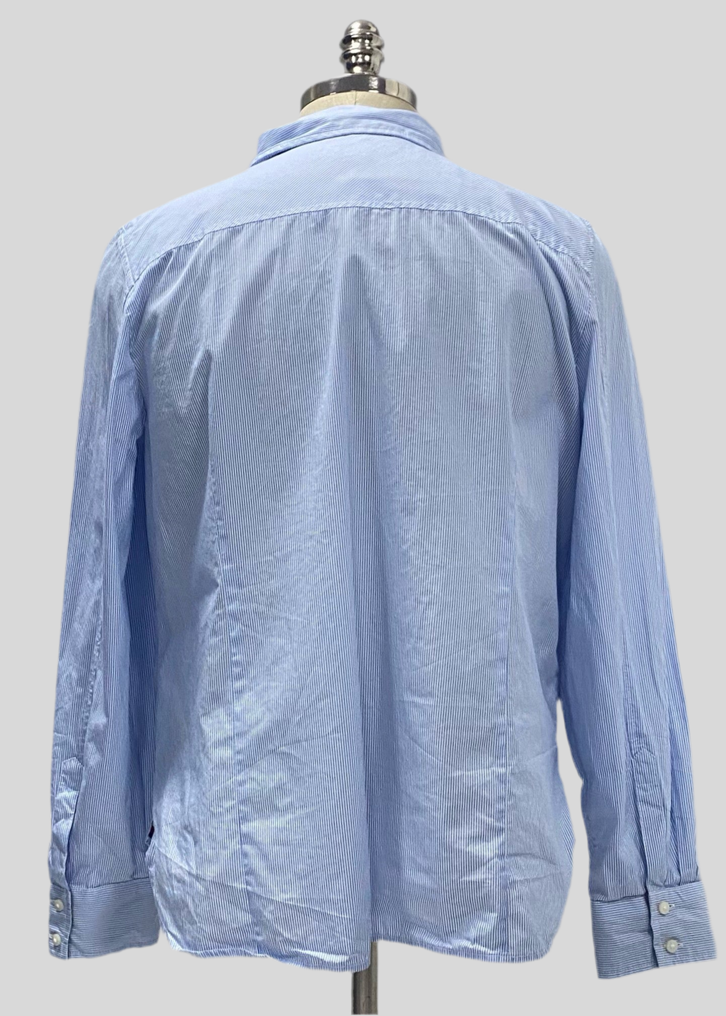 Camisa de mujer Tommy Hilfiger 🇺🇸 patrón de rayas en color celeste Talla XL Entalle Regular