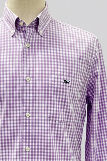 Camisa de botones Vineyard Vines 🐳 con patron cuadros gingham en color lila y blanco Talla L Entalle Clásico