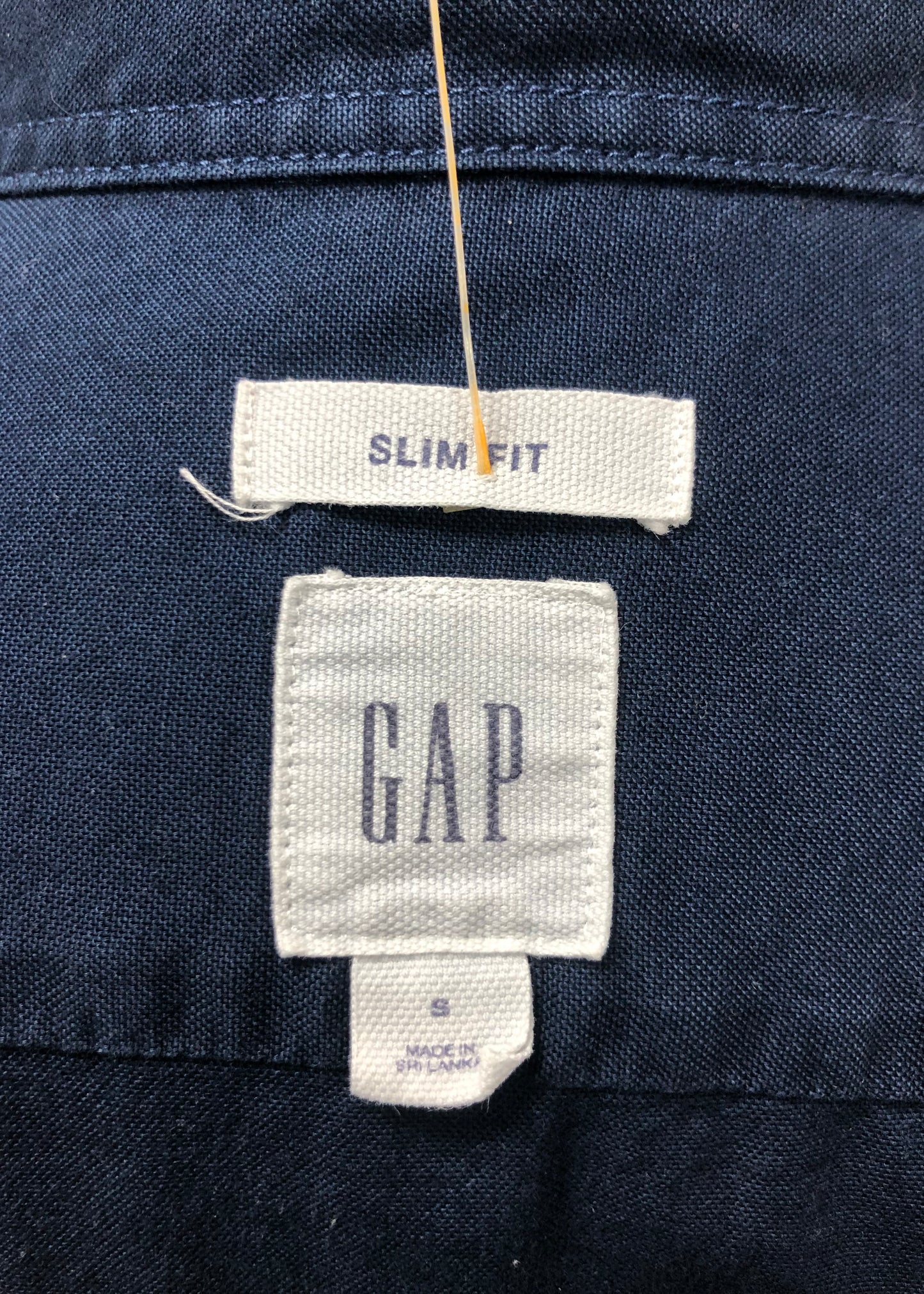 Camisa de botones GAP color azul navy Talla S Entalle Slim Fit