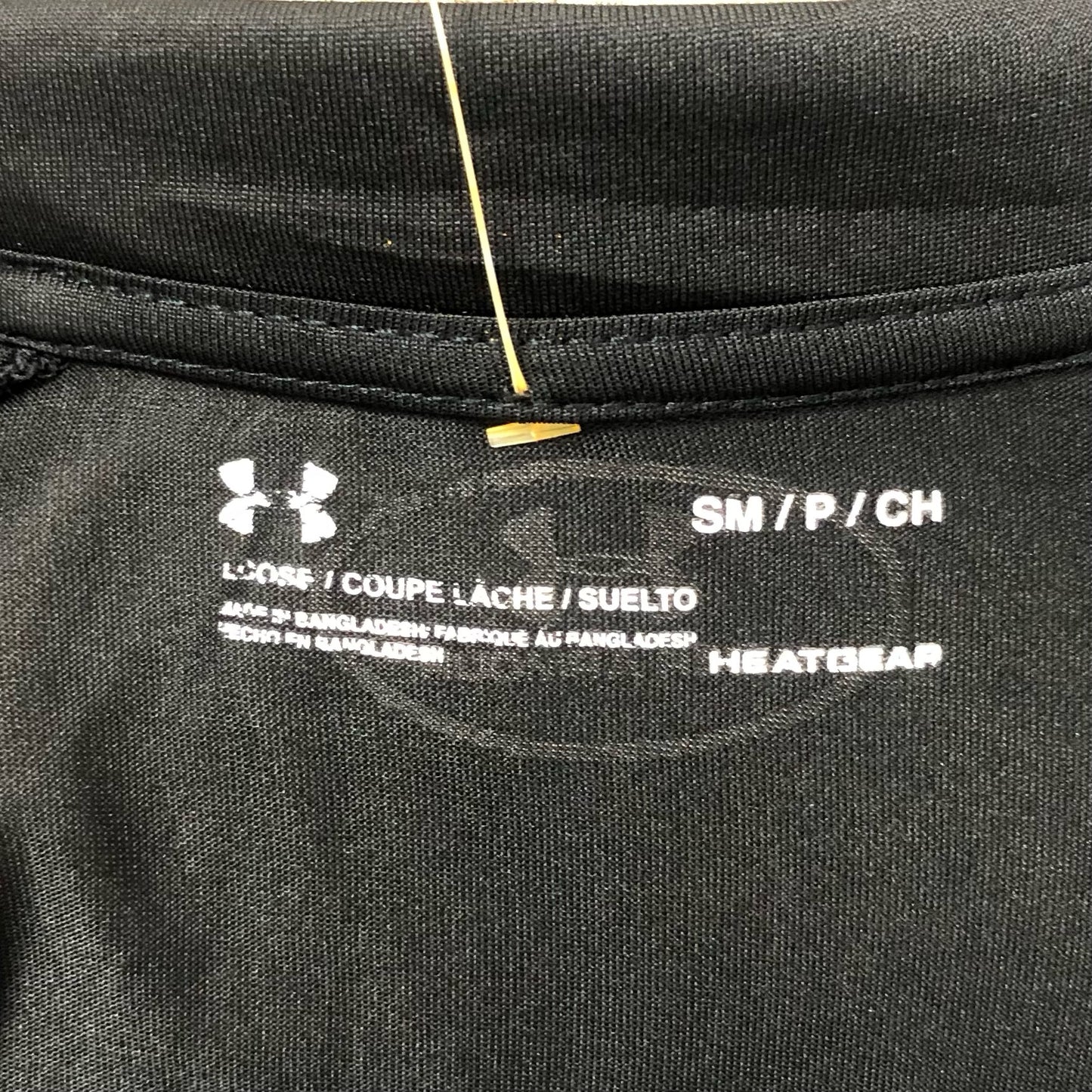 Sueter Jersey Under Armour 🏋🏽 color negro y logo en color blanco Talla S