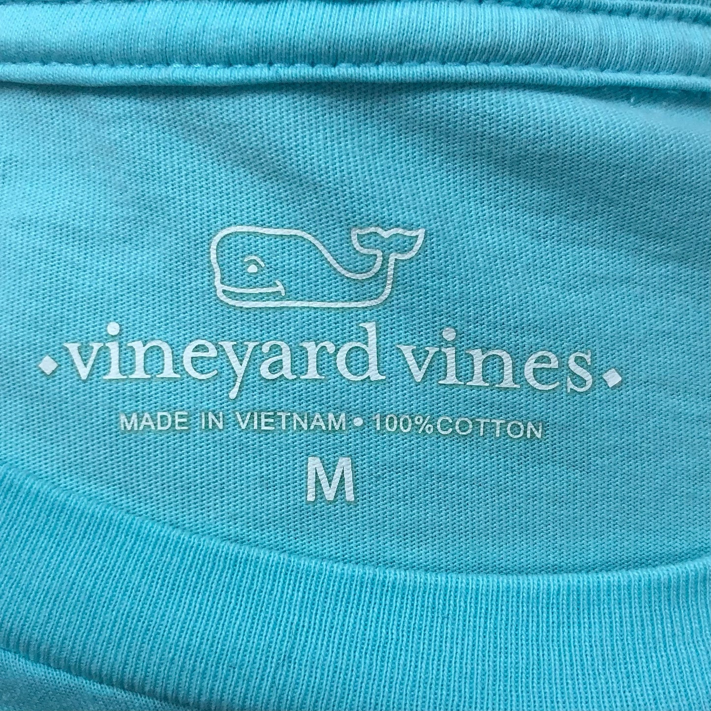 Camiseta de bolsillo Vineyard Vines 🐳 color turquesa claro con Diseño de ballena en blanco Talla M
