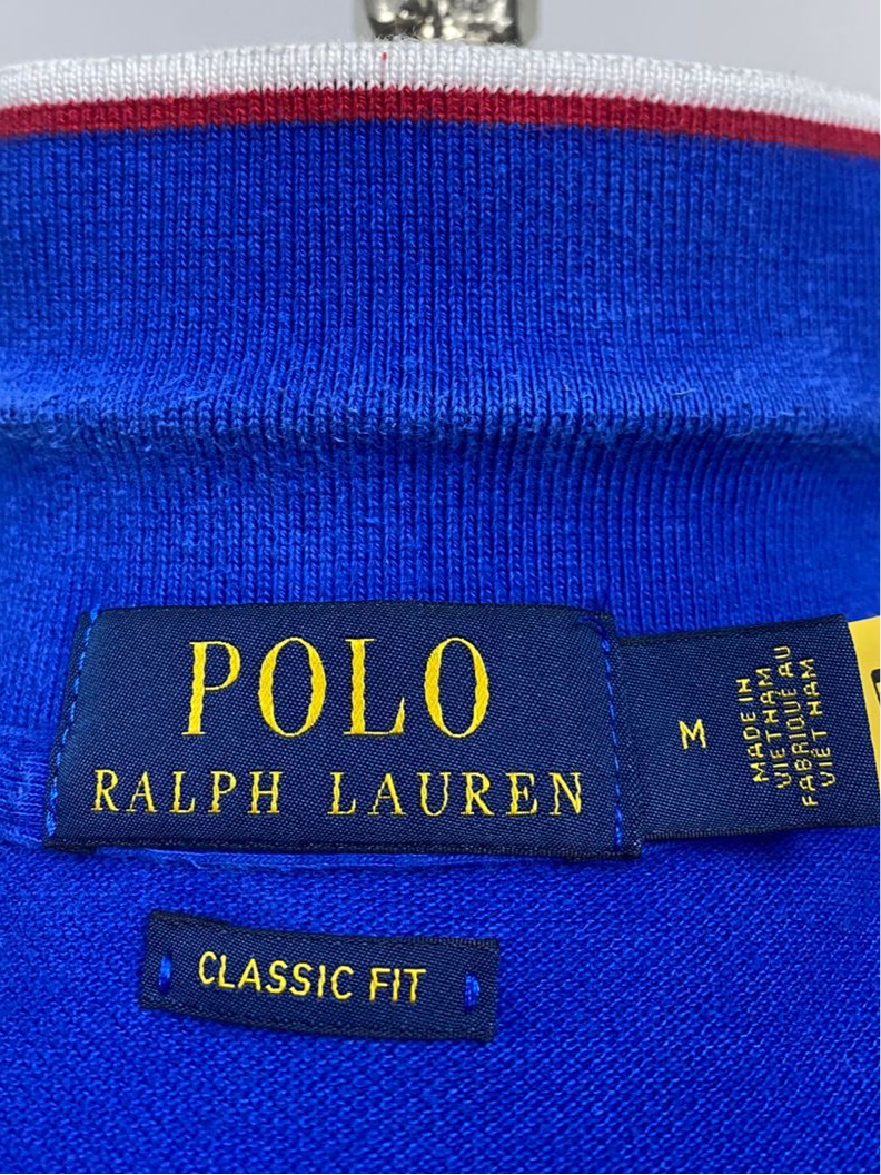 Camiseta Polo Ralph Lauren 🏇🏼 color azul con diseño en el cuello en blanco y rojo Talla M Entalle Clásico (ver descripción)