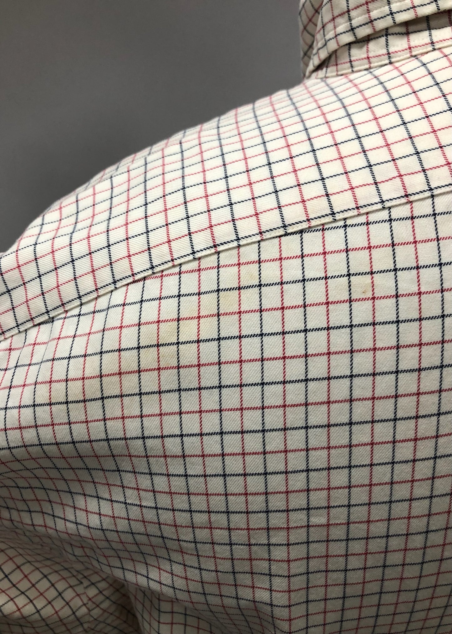 Camisa de botones Polo Ralph Lauren 🏇🏼 color blanco de cuadros rojo y negro Talla XL Entalle Clásico(ver descripción)