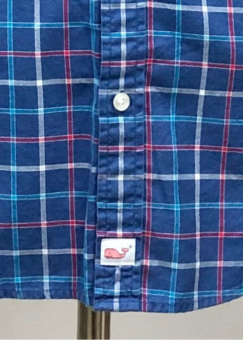 Camisa de botones Vineyard Vines 🐳 color Azul con patrón de cuadros en color celeste, rojo y blanco Talla S Entalle Clásico