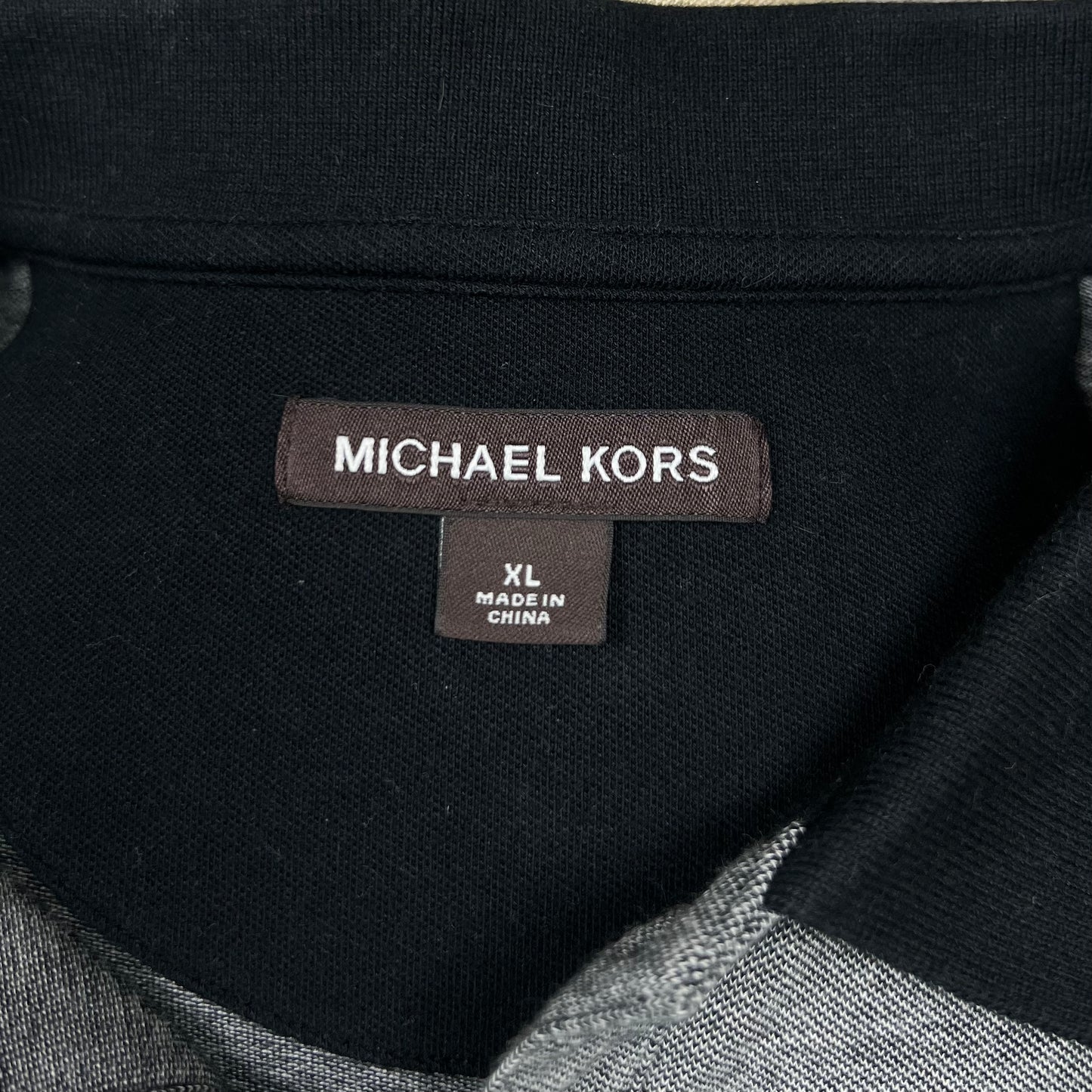 Camiseta Polo Michael Kors color gris Talla XL Entalle Regular