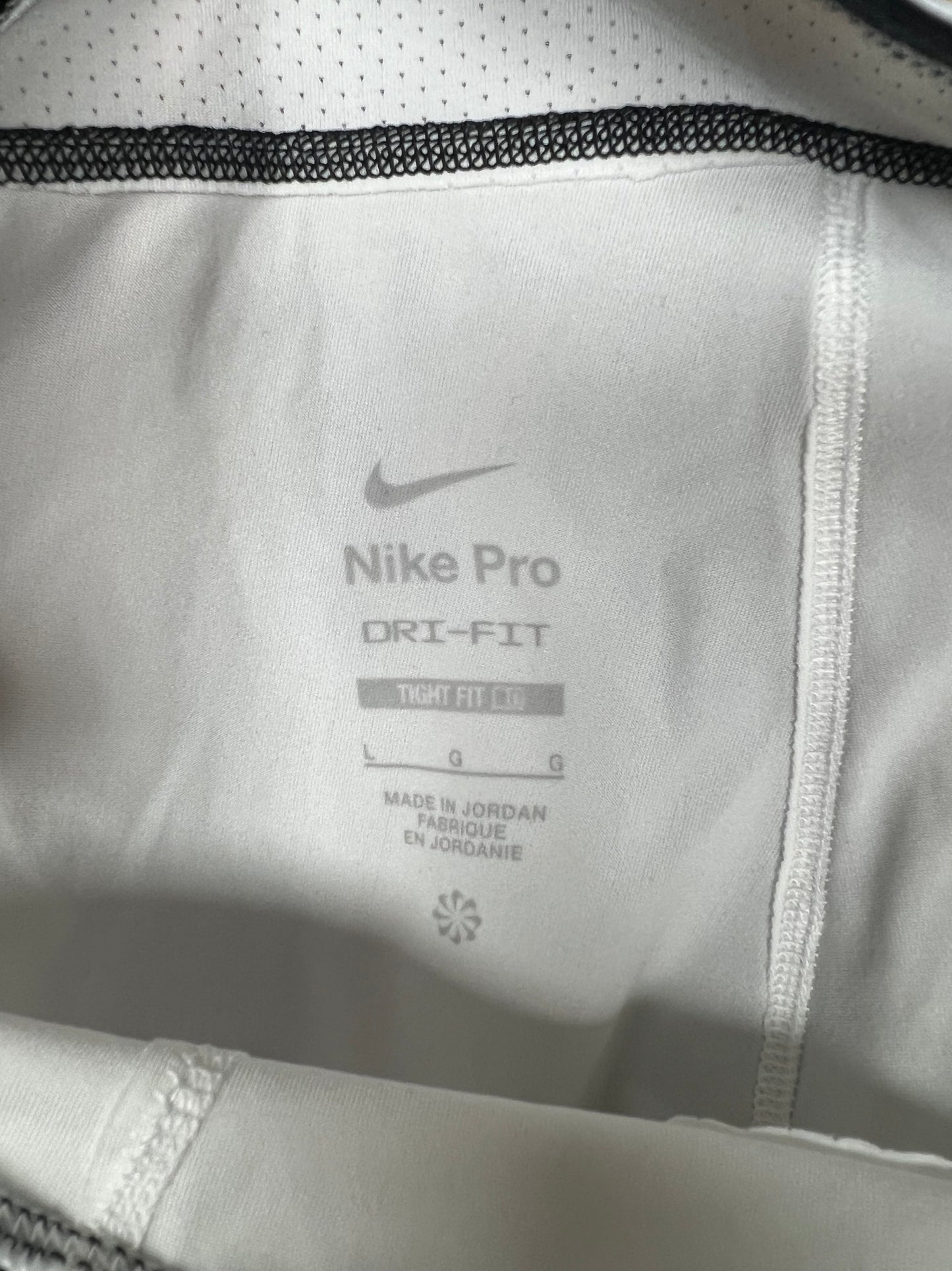 Mallas de entrenamiento Nike ✔️ Pro Dri-FIT para hombre en Color blanco y cintura en negro Talla L, XL y XXL