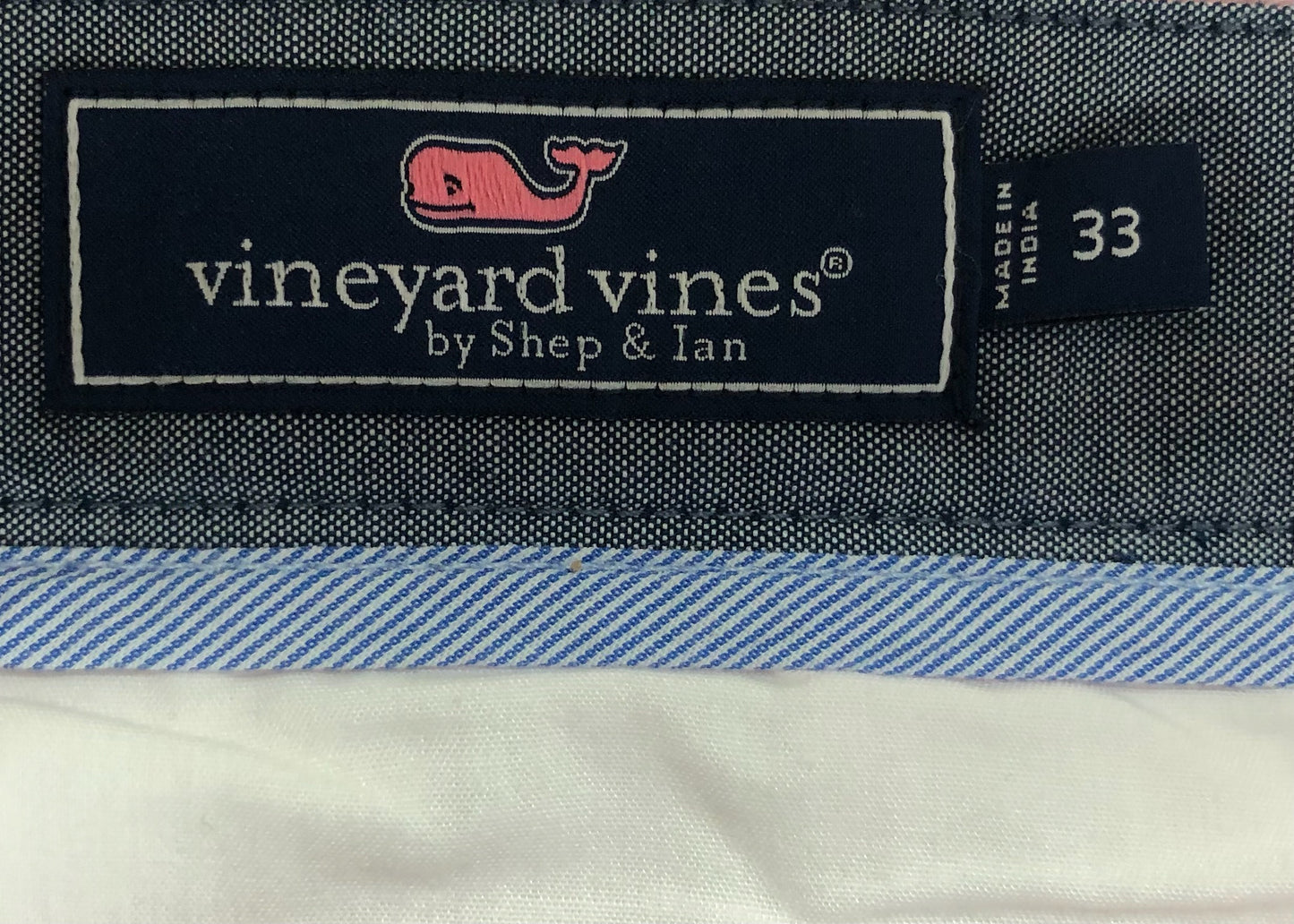 Short Casual Vineyard Vines 🐳 color rosado claro talla 33