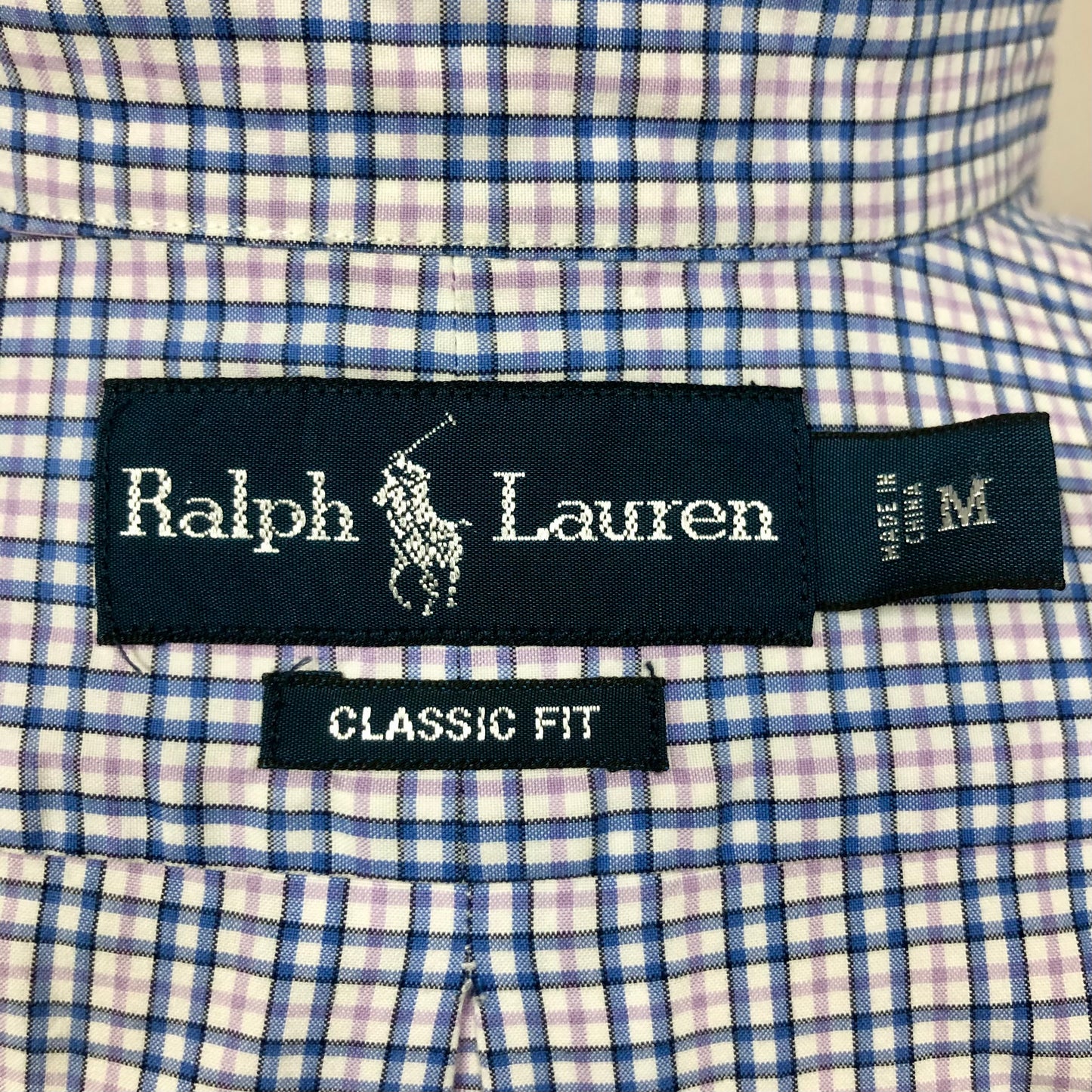 Camisa Polo Ralph Lauren 🏇🏼 color blanco con patron de cuadros lila y azul Talla M Entalle Clásico