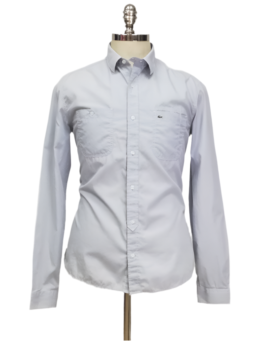 Camisa Lacoste 🐊 color gris claro Talla M Entalle Slim Fit