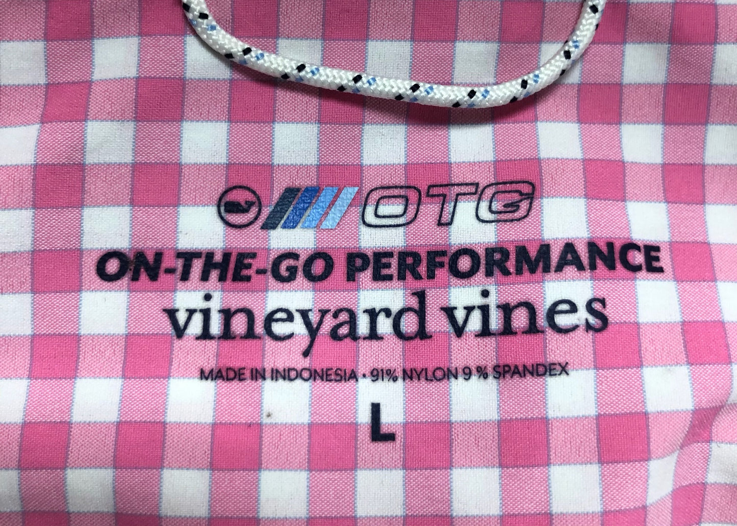 Camisa de botones Vineyard Vines 🐳 con patrón de cuadros gingham en color rosado y blanco Talla L Entalle Regular