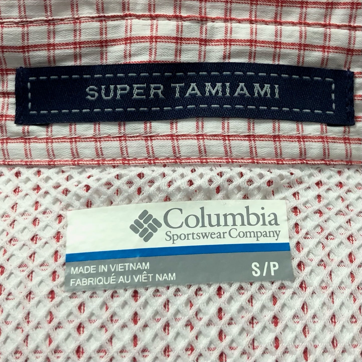Camisa Columbia 🔹 Super Tamiami Color blanco con patrón de cuadros en rojo Talla S