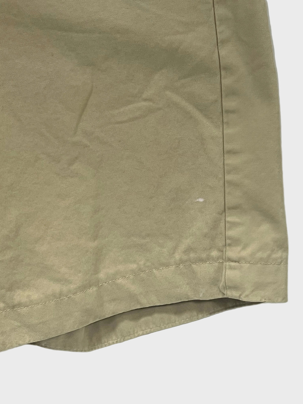 Short Casual Brooks Brothers 🐑 color Kaki talla 34 (ver descripción)