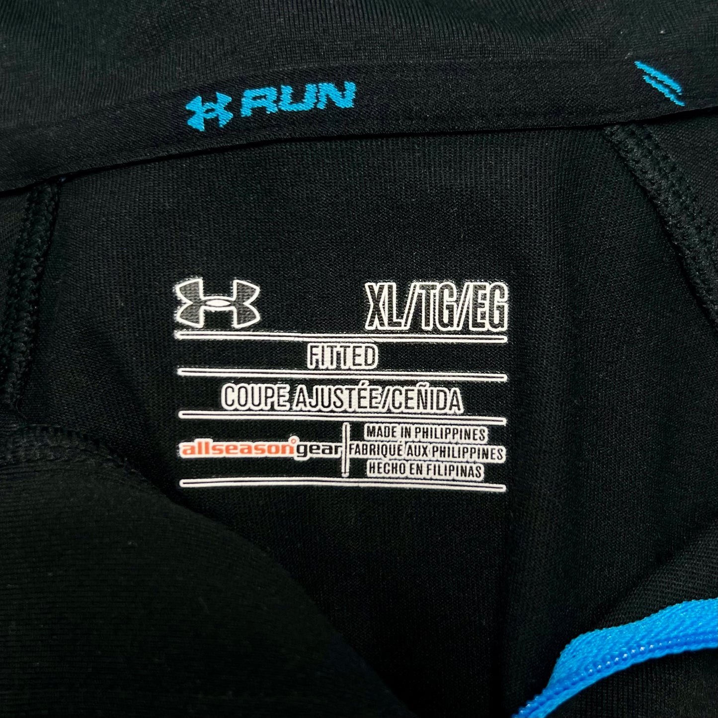 Sueter Jersey Under Armour 🏋🏽 color negro con logo en color gris Talla XL (ver descripción)