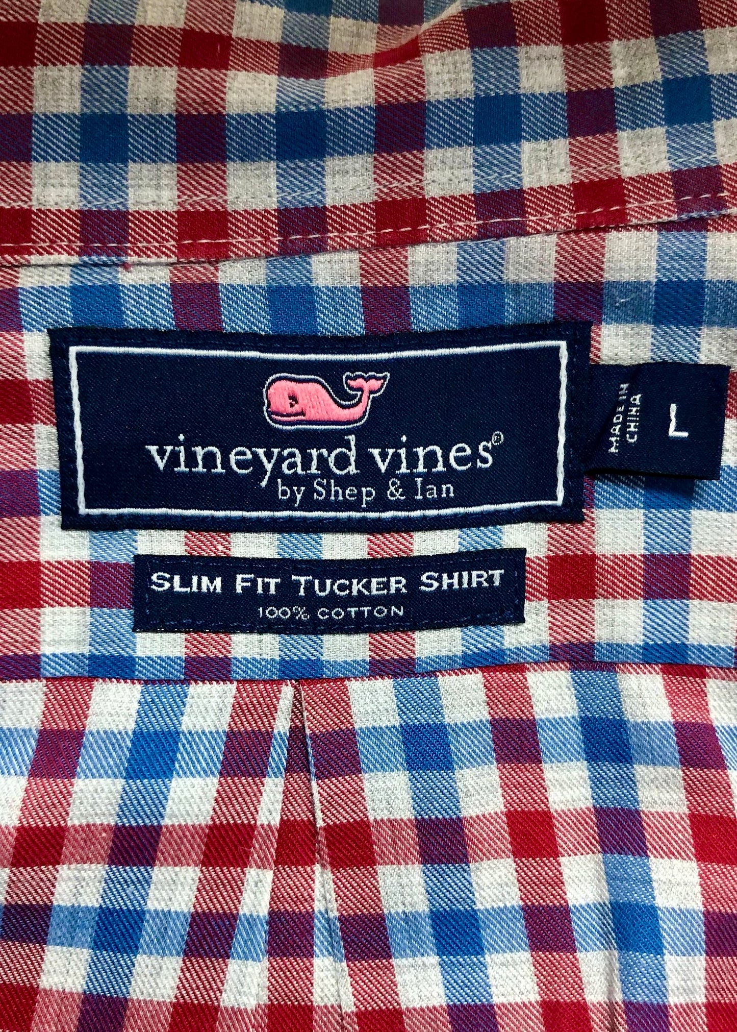 Camisa de botones Vineyard Vines 🐳 color blanco de cuadros en color rojo y azul Talla L Entalle Slim Fit