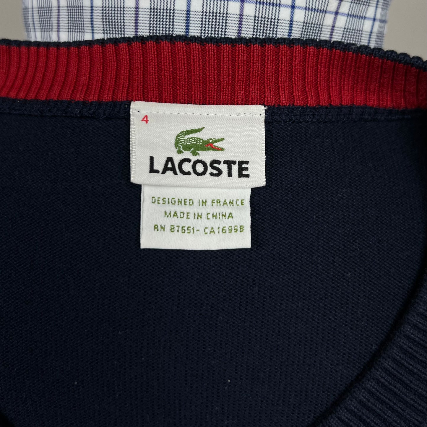 Sueter Jersey con cuello V Lacoste 🐊 color azul navy Talla M