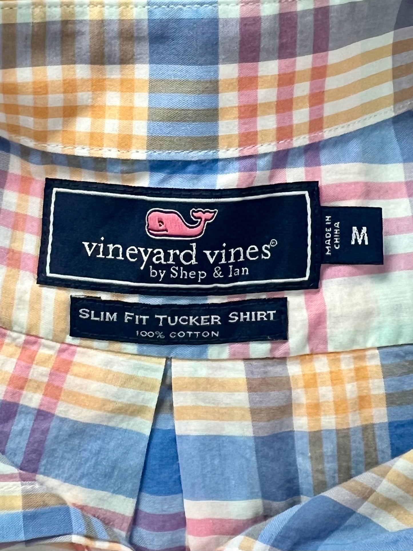 Camisa de botones Vineyard Vines 🐳 de cuadros tartán en color rosado, celeste, naranja y blanco Talla M Entalle Slim Fit