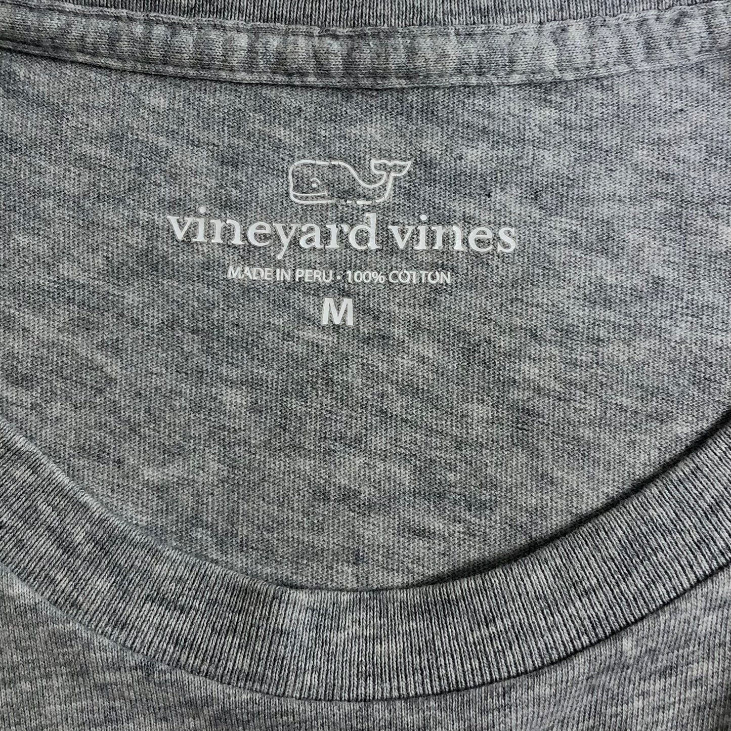 Camiseta de bolsillo Vineyard Vines 🐳 color gris con Diseño de Tenis Talla Medium