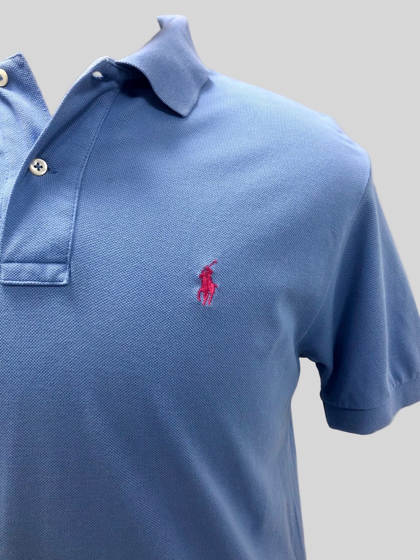 Camiseta Polo Ralph Lauren 🏇🏼color azul claro Talla M Entalle Regular