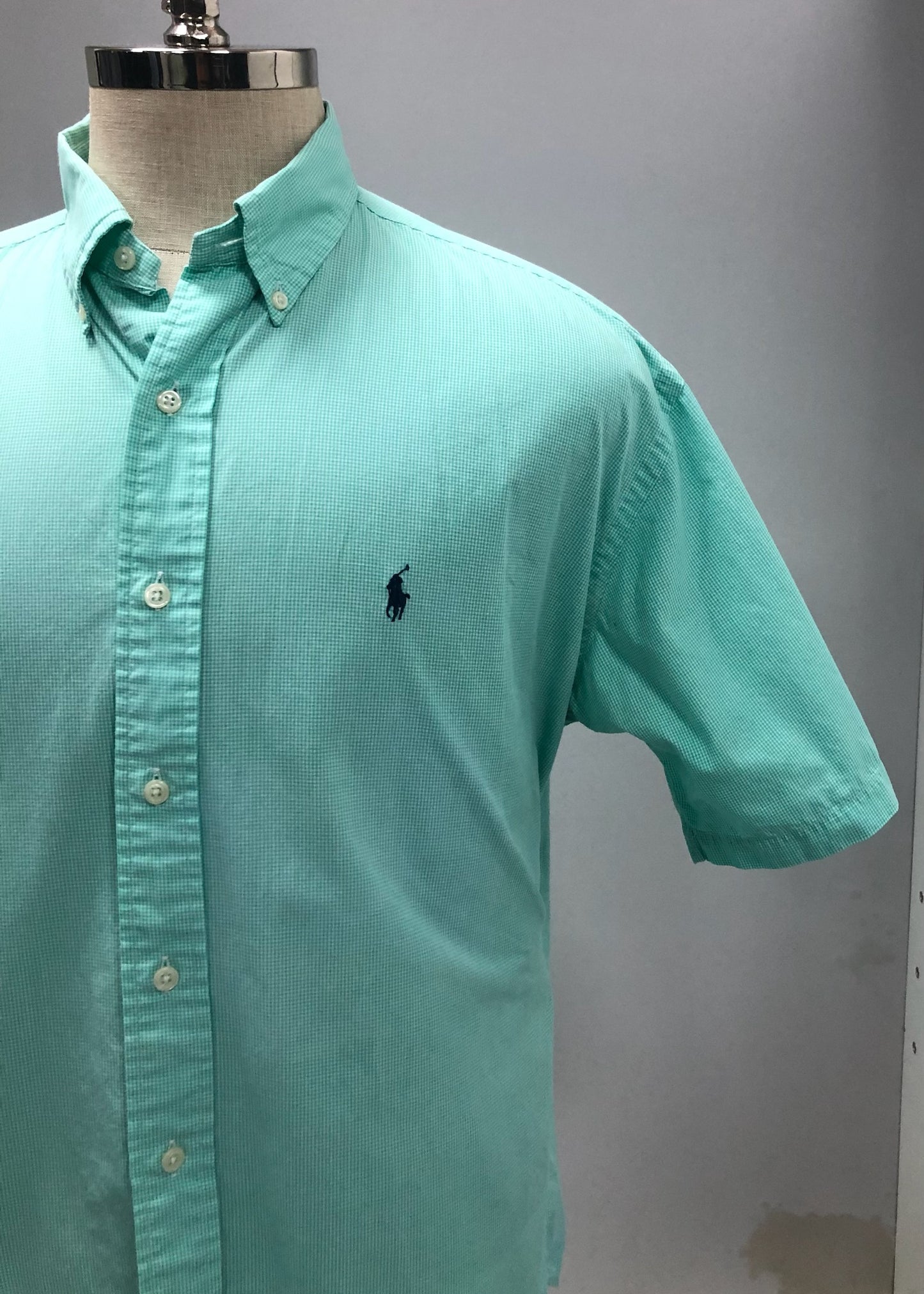 Camisa Polo Ralph Lauren 🏇🏼 de cuadros finos en verde y blanco Talla XL Entalle Regular (ver descripción)