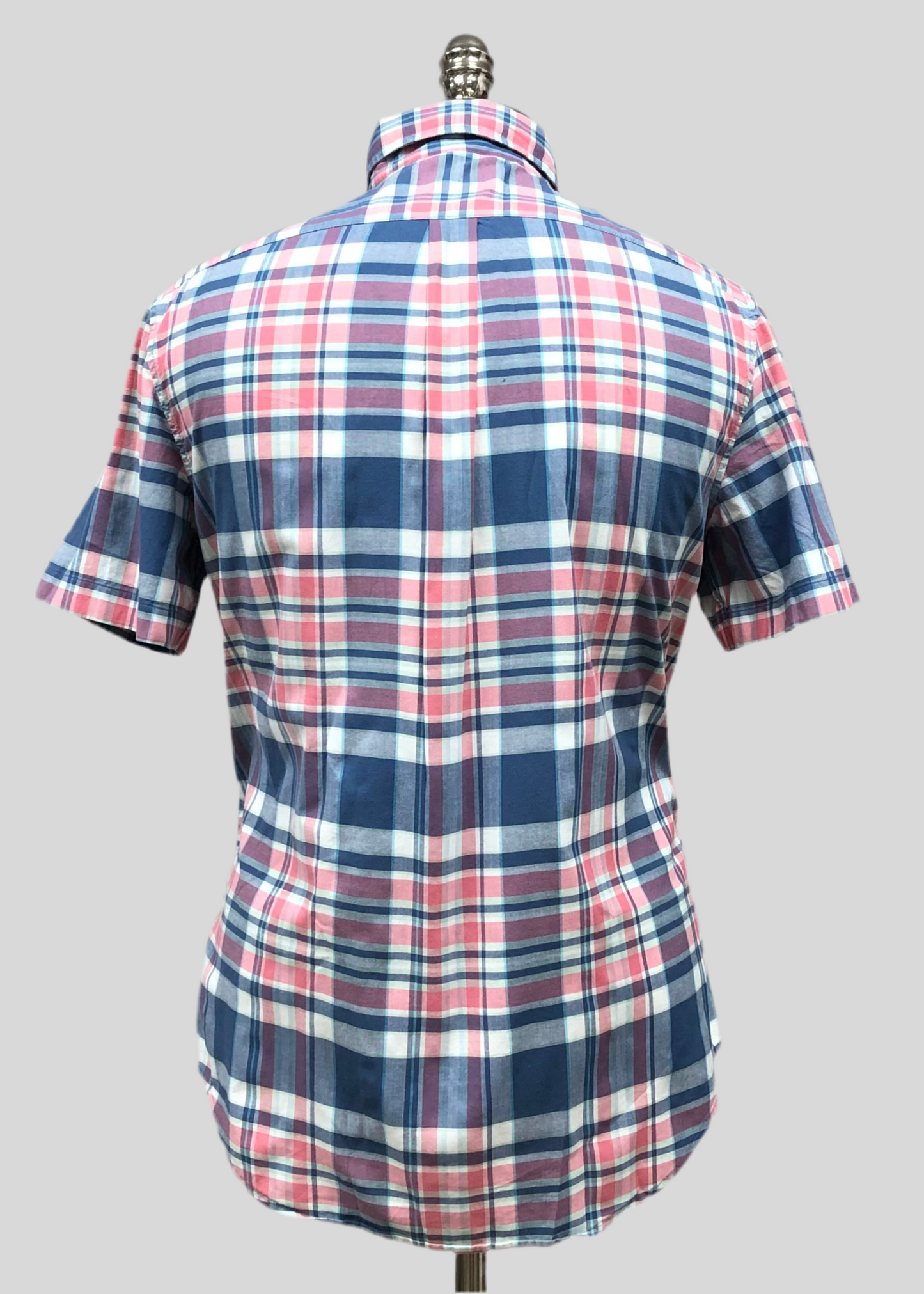 Camisa de botones Vineyard Vines 🐳 con patrón de cuadros en color rosado, azul y blanco Talla S Entalle Clásico