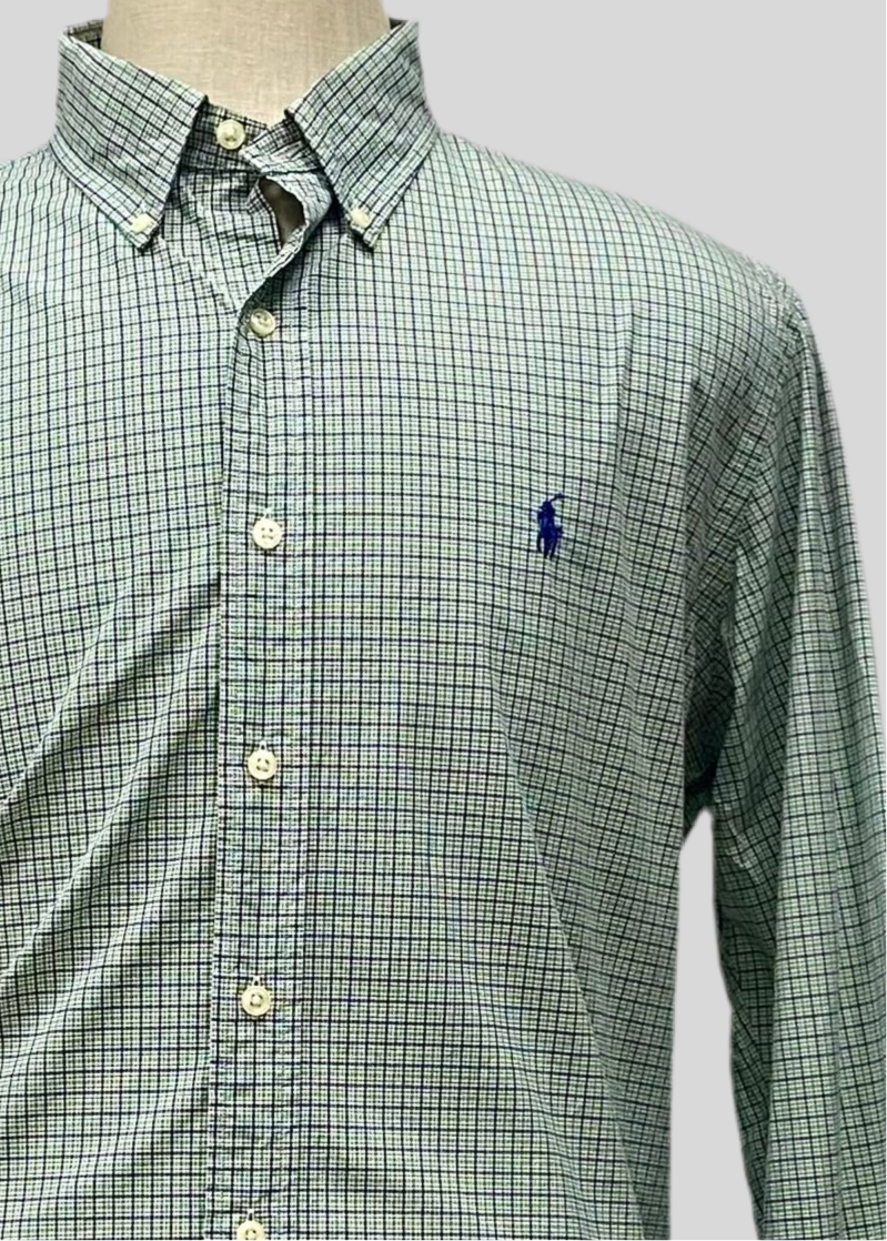 Camisa Polo Ralph Lauren 🏇🏼 Color blanco de cuadros en color verde y azul Talla XL Entalle Regular