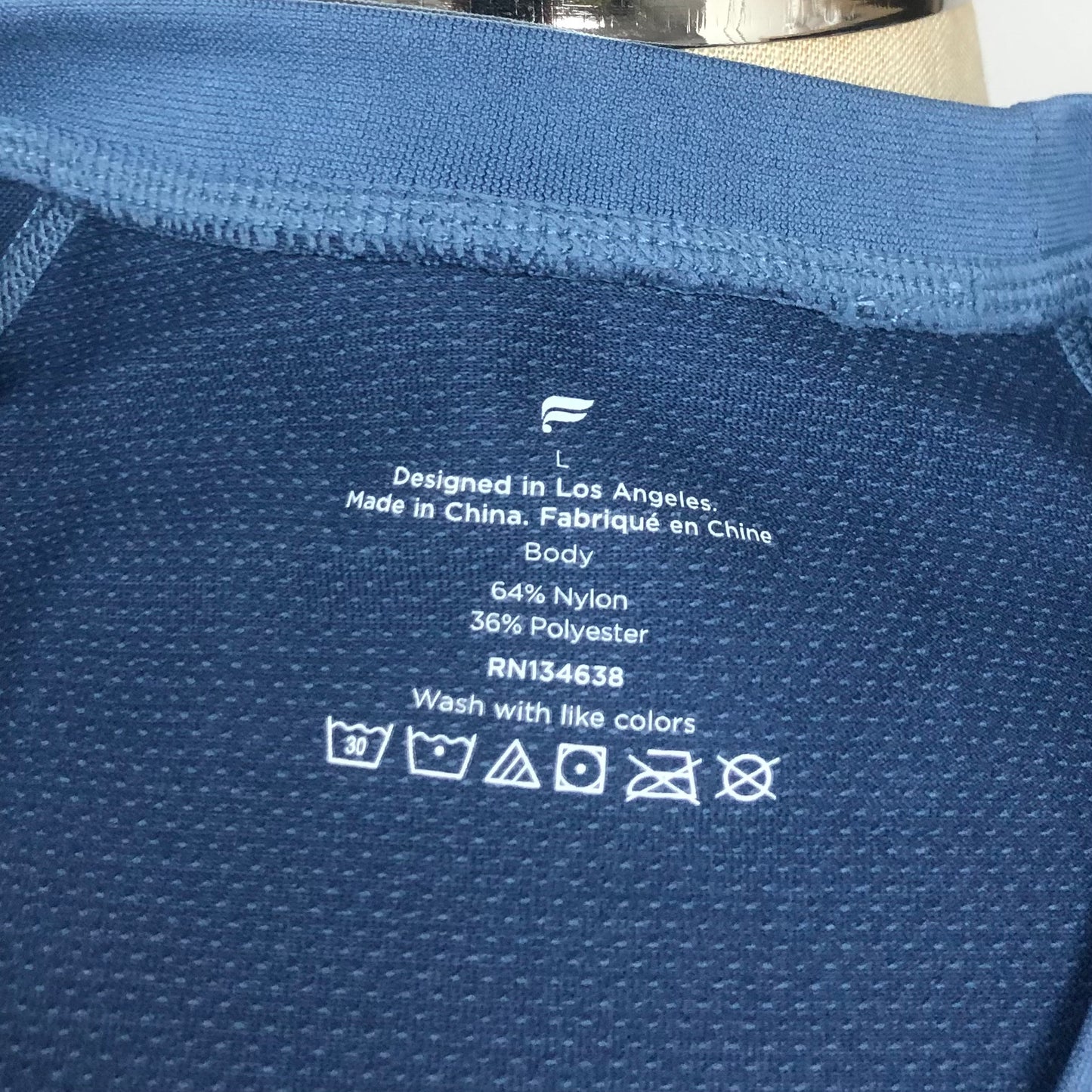 Camiseta cuello redondo Fabletics 🏋🏽 color azul grisáceo Talla L