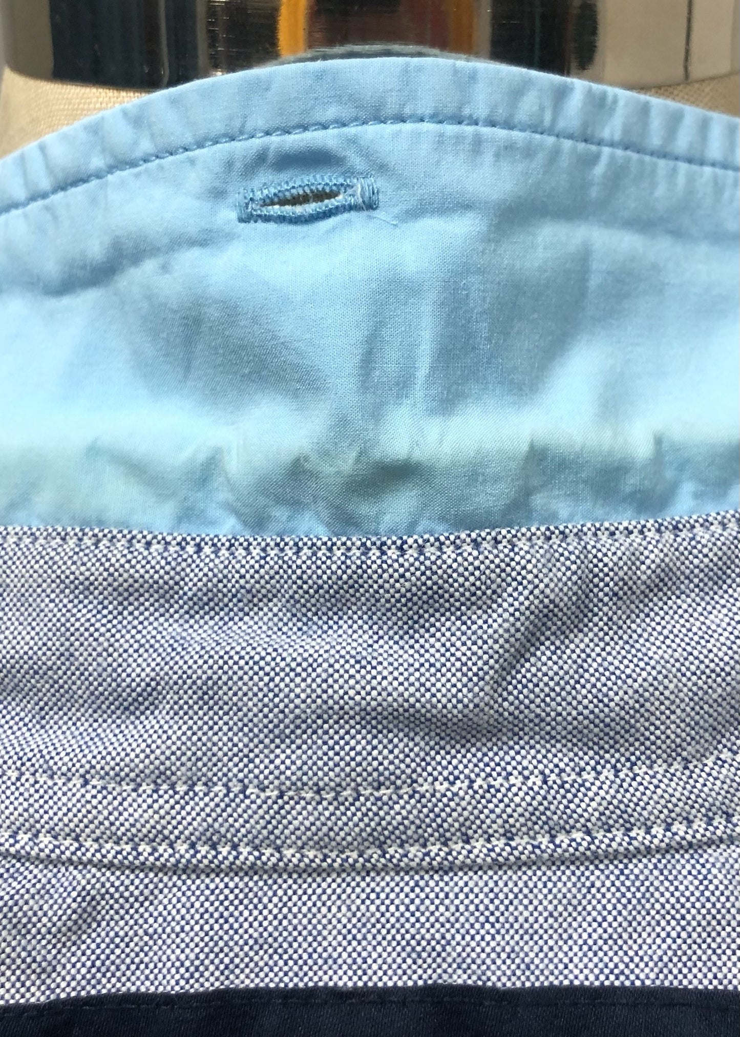 Camisa de botones Tommy Hilfiger 🇺🇸 en color celeste Talla S Entalle Clásico (ver descripción)