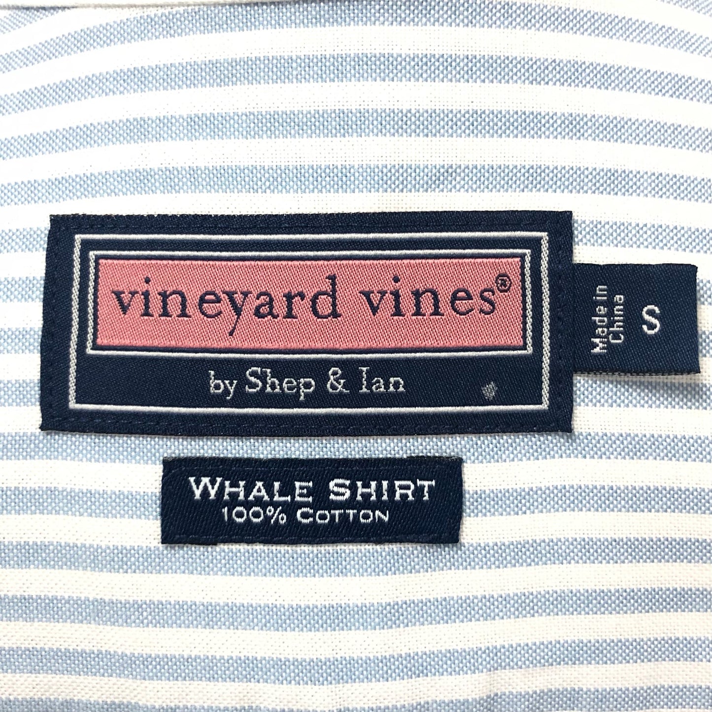 Camisa de botones Vineyard Vines 🐳 Oxford de rayas en color celeste y blanco Talla M Entalle Regular