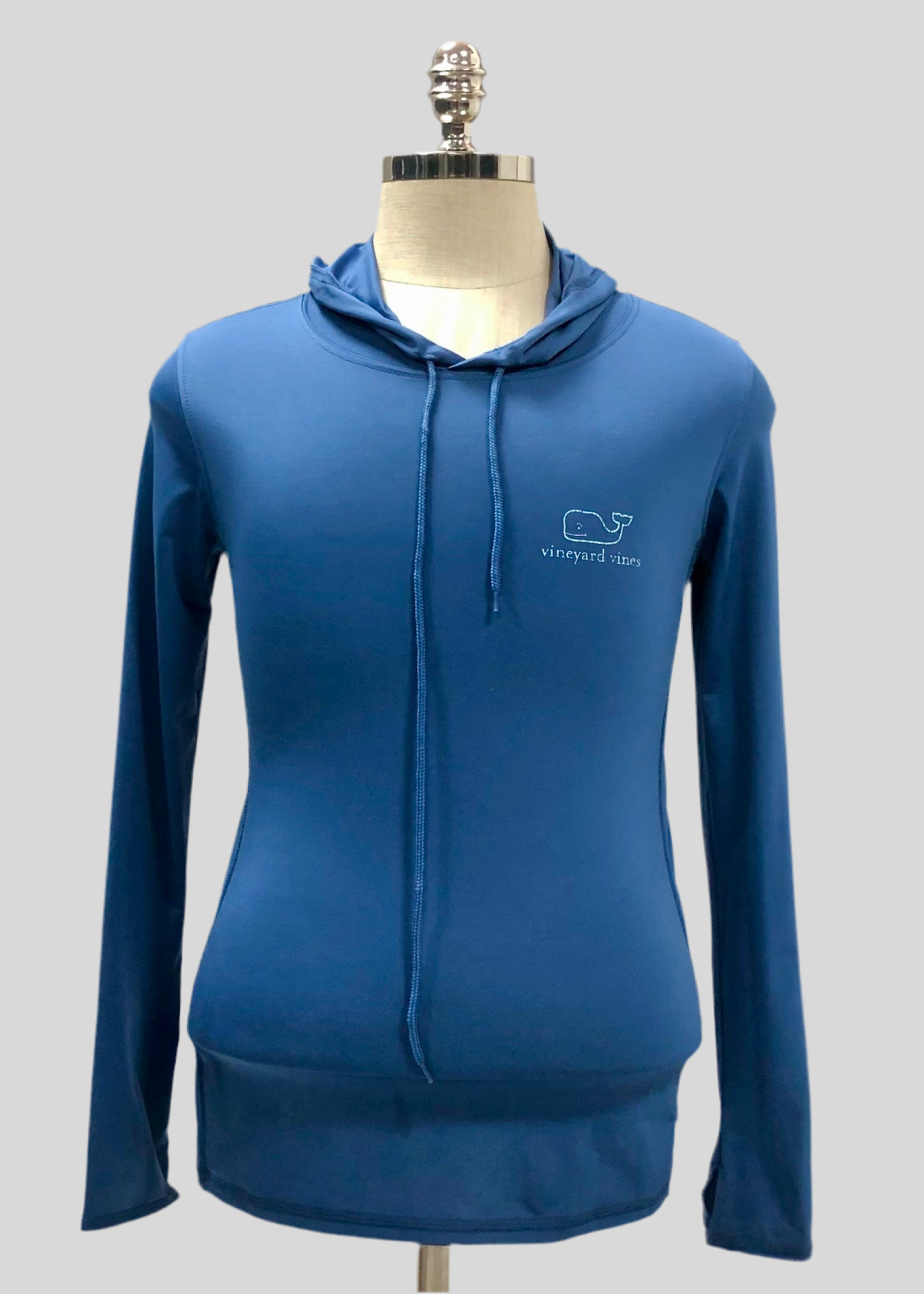 Camiseta con capucha Vineyard Vines 🐳 Tela Performance color azul Talla S Entalle Regular (ver descripción)