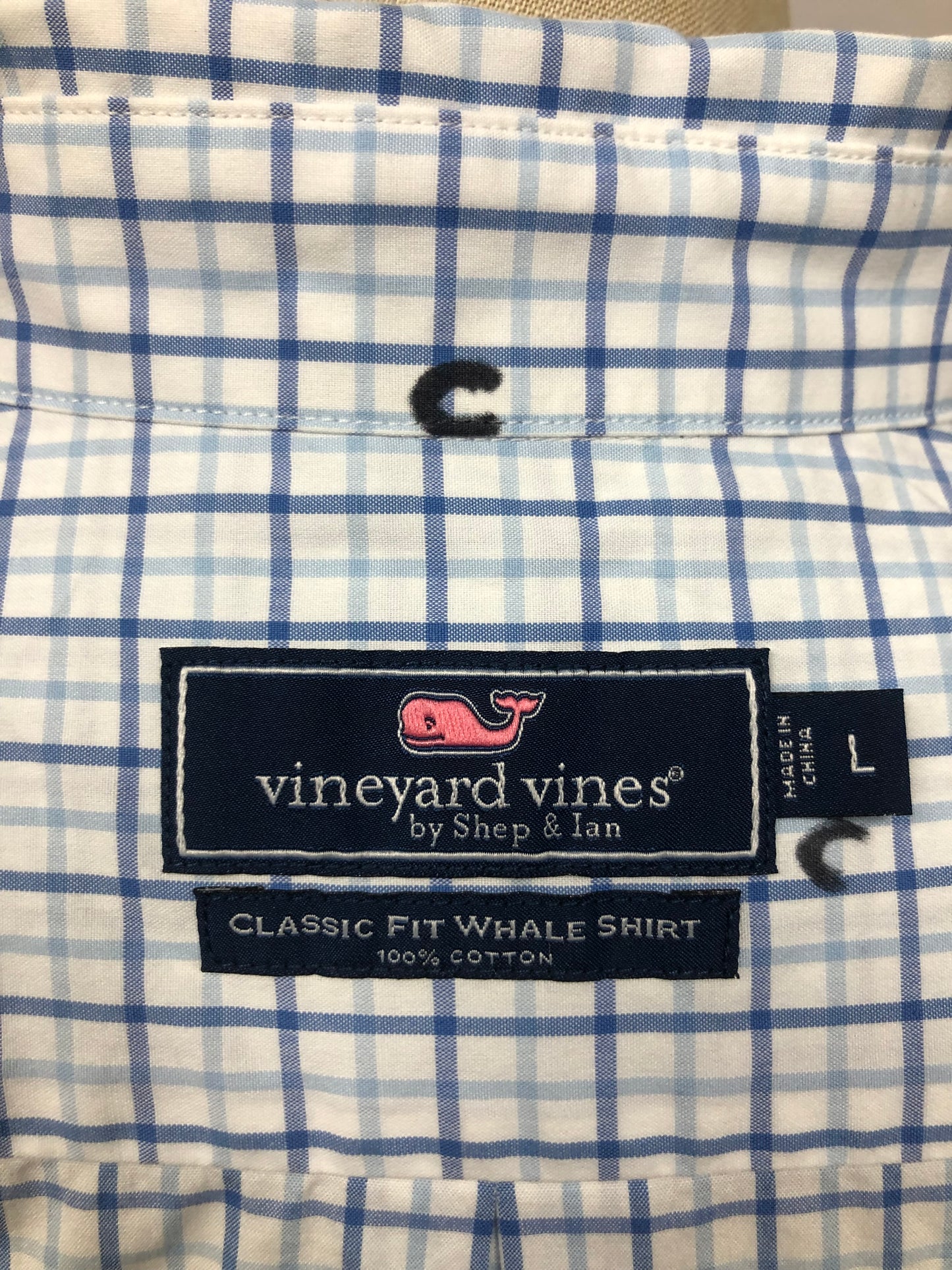 Camisa de botones Vineyard Vines 🐳 color blanco de cuadros en color celeste y azul Talla L Entalle Clasico (ver descripción)