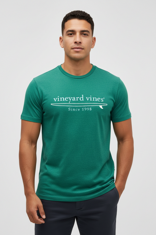 Camiseta cuello redondo Vineyard Vines 🐳 color verde esmeralda con diseño de surf Talla M