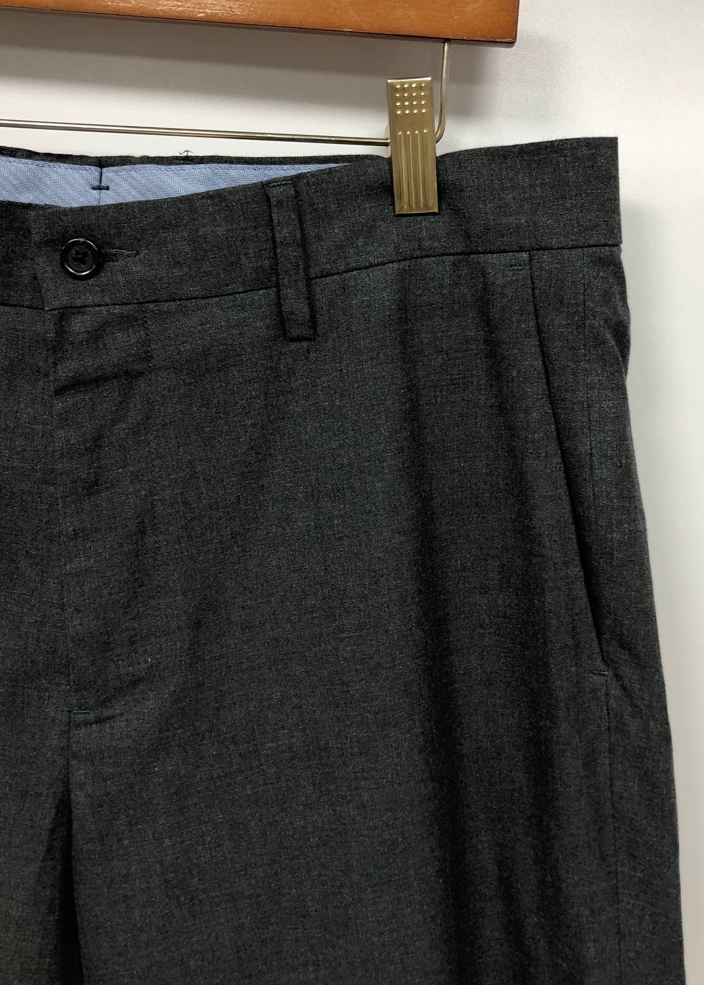 Pantalon de vestir Polo Ralph Lauren Color gris oscuro Talla 33 Corte Stretch Straight Fit (Recto)