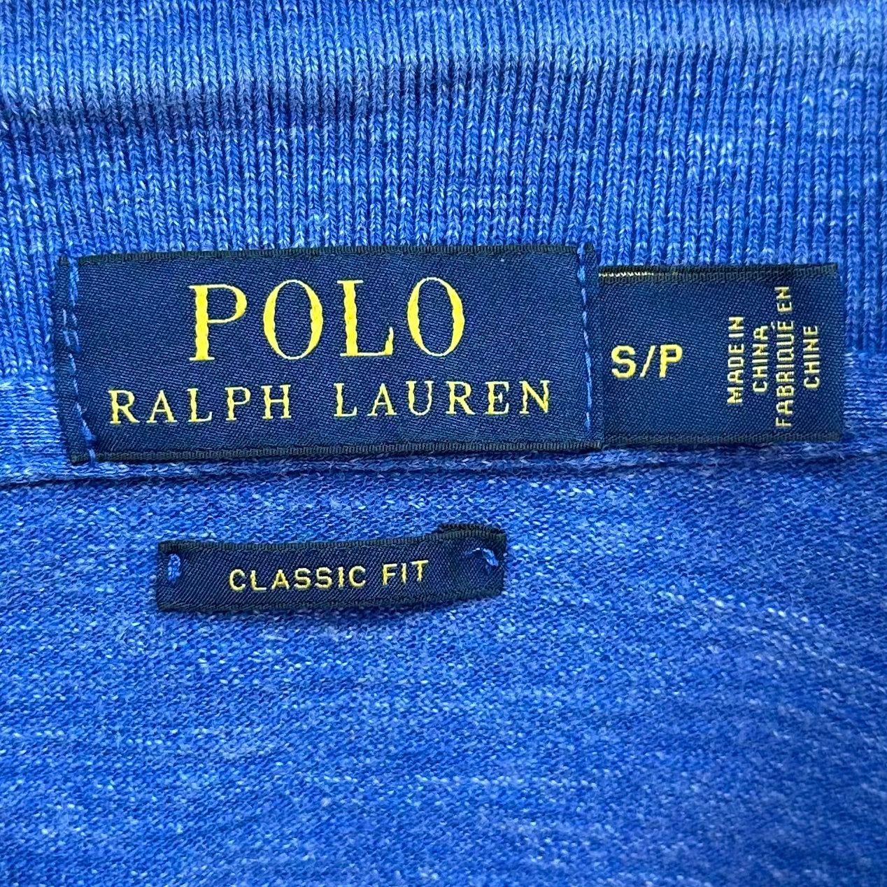 Camiseta Polo Ralph Lauren 🏇🏼 color azul y logo amarillo Talla S Entalle Clásico