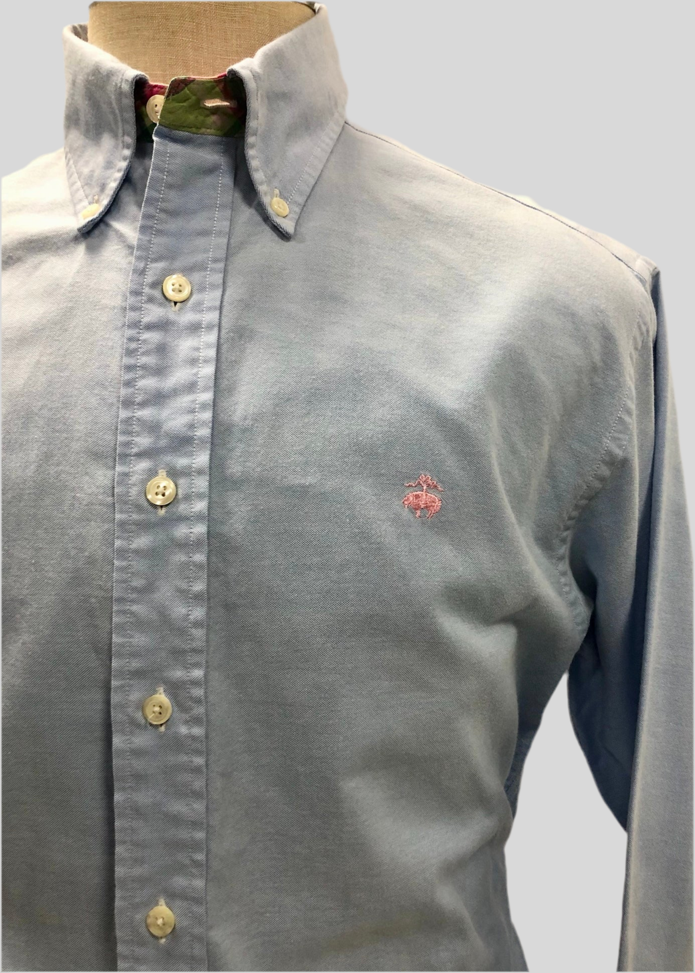 Camisa de botones Brooks Brothers 🐑 color celeste tornasol Talla M Entalle Regular