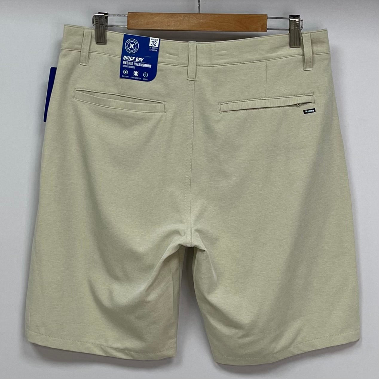 Short Híbrido Hurley 🏄🏽‍♂️ color beige Tela Performance Entalle clásico talla 32