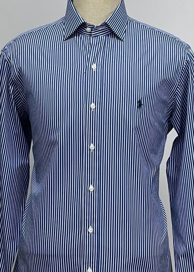 Camisa Polo Ralph Lauren 🏇🏼 color azul con patrón de rayas en blanco Talla L Entalle Slim Fit