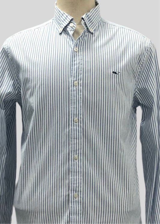Camisa de botones Vineyard Vines 🐳 con patrón de rayas en color azul y blanco Talla M Entalle Clásico