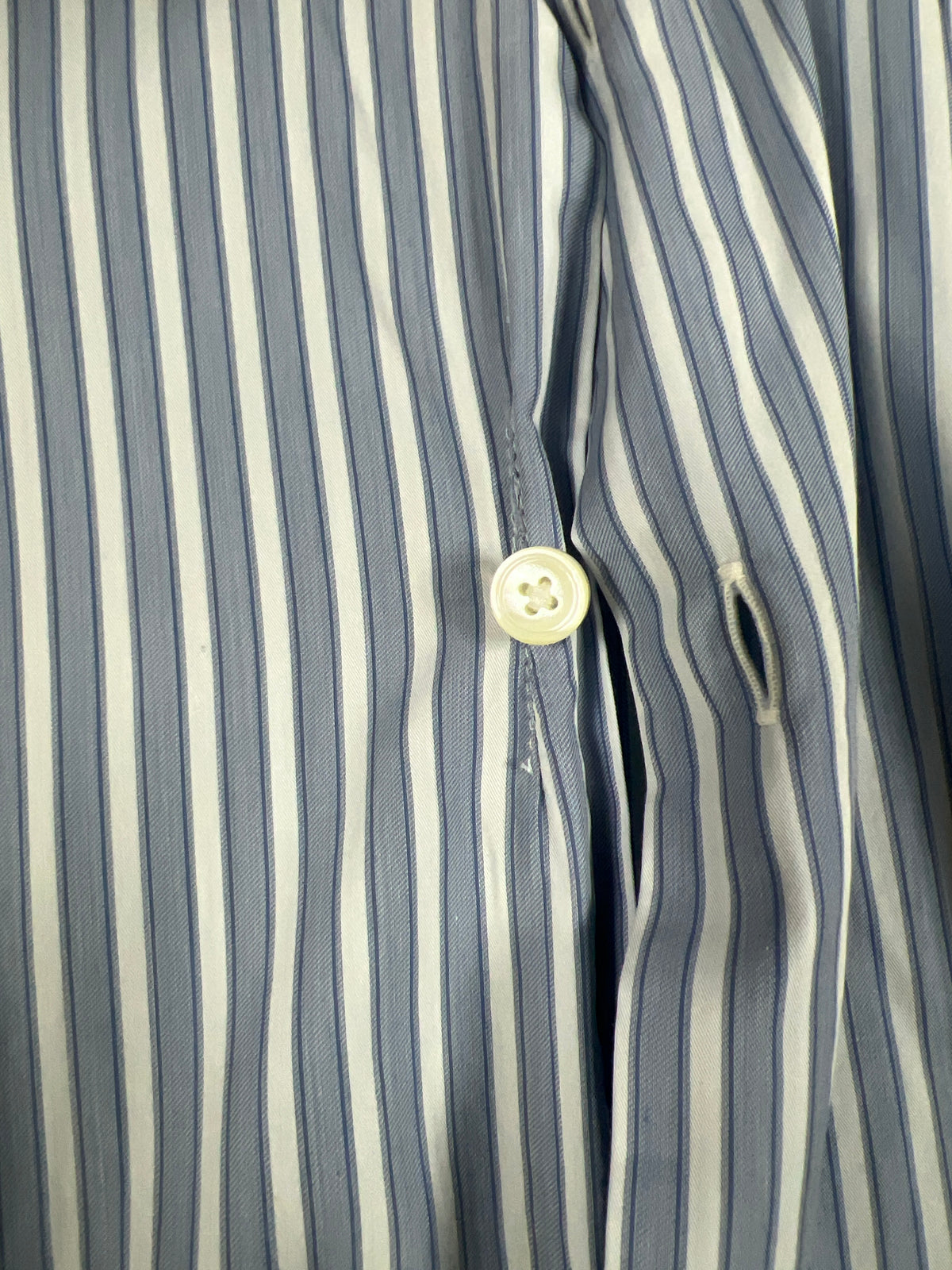 Camisa de botones Ermenegildo Zegna 🇮🇹 de rayas en celeste y blanco Talla M Entalle Regular (ver descripción)