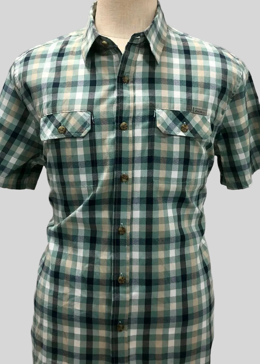 Camisa de botones Eddie Bauer 🏔️ de cuadros en verde, negro, amarillo y blanco Manga corta Talla L