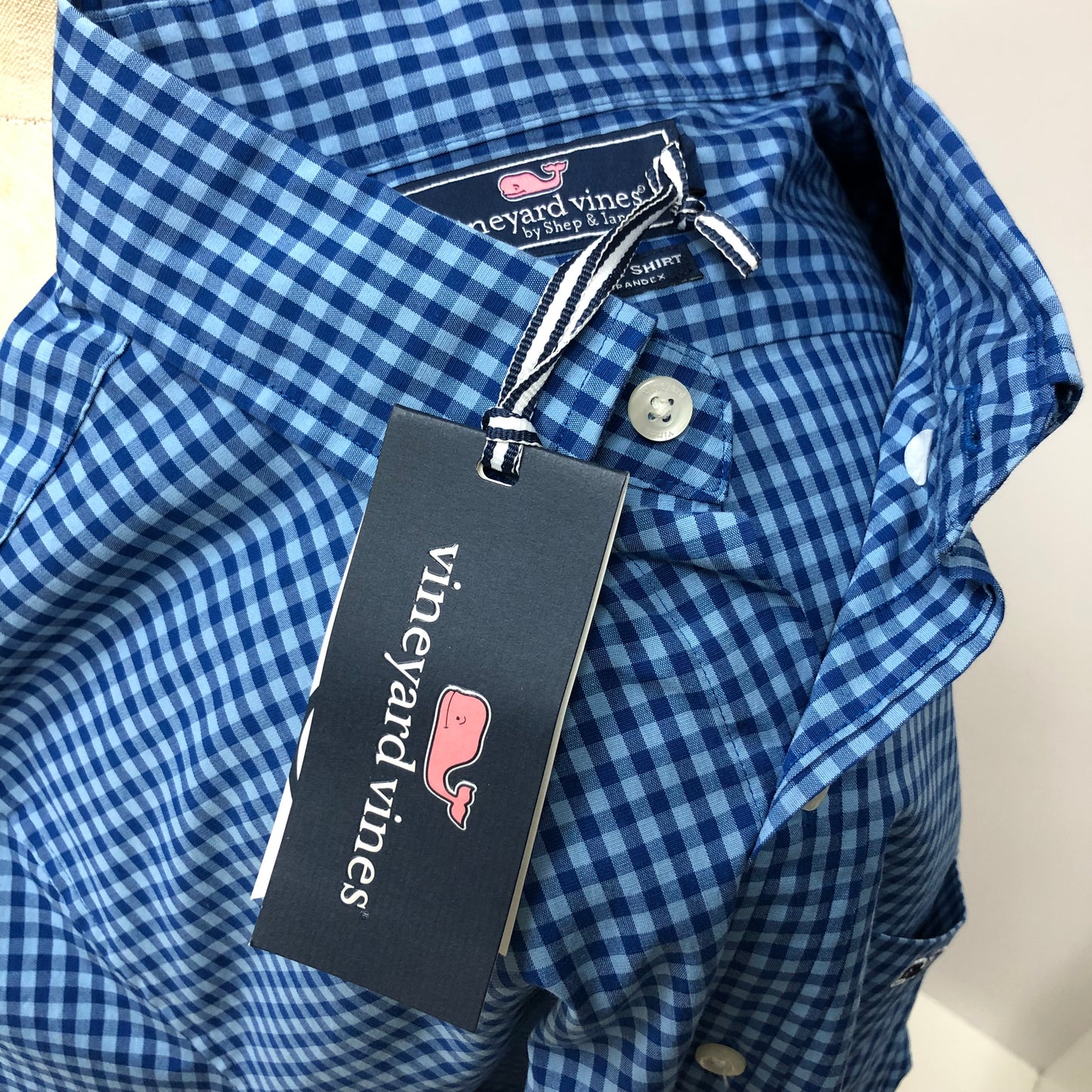 Camisa de botones Vineyard Vines 🐳 con patrón de cuadros gingham en color azul y celeste Talla S Entalle Slim Fit